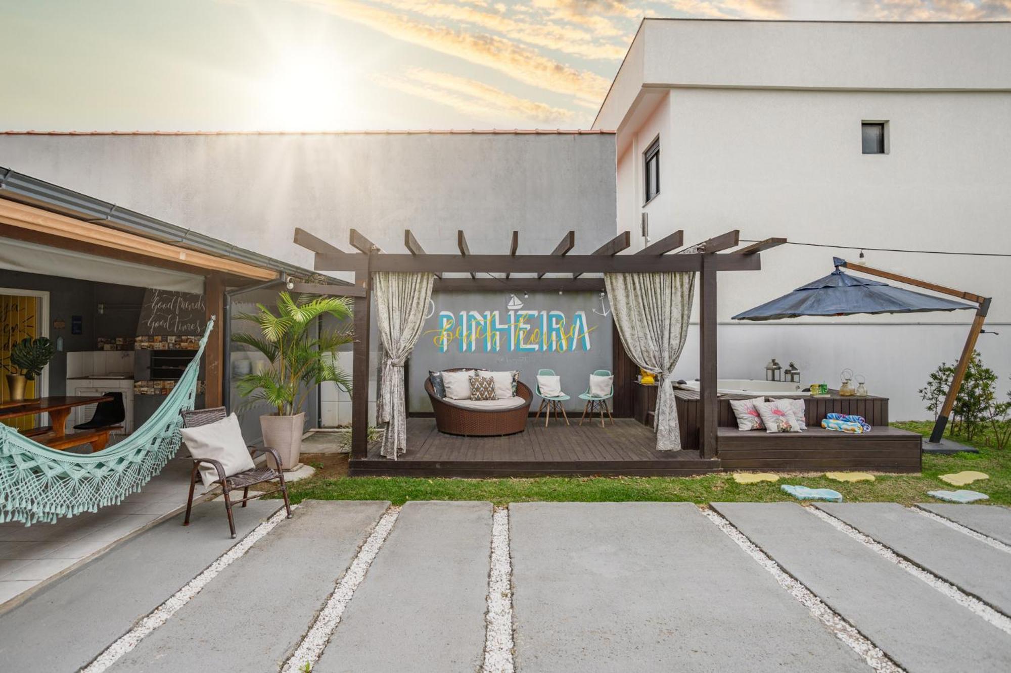 Pinheira Beach House Com Jacuzzi Villa Palhoça Kültér fotó